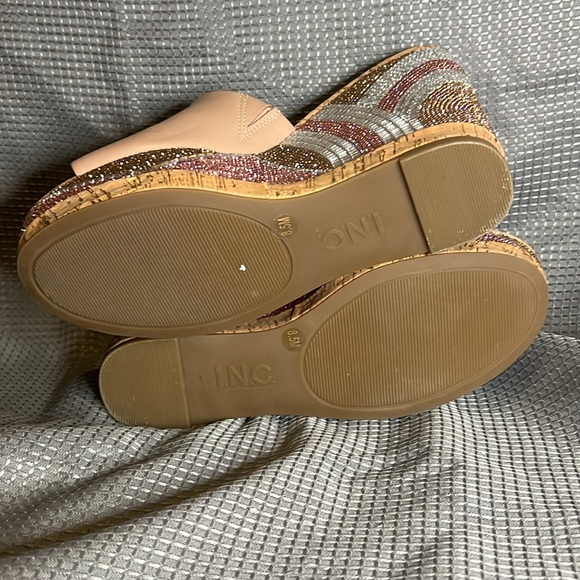 LOVIN INC BLINGIN’ WEDGES - Picture 4 of 4